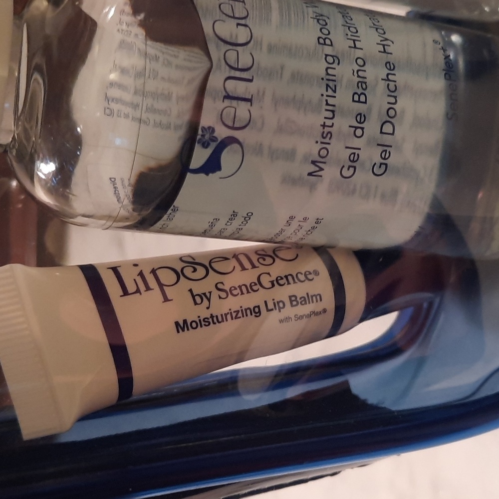UNUSED.  SeneGence Travel Set - Picture 4 of 4
